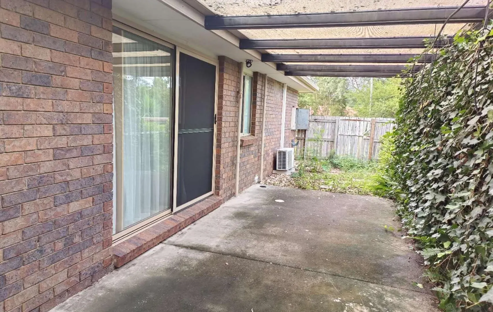 You Guest House Barellan Point